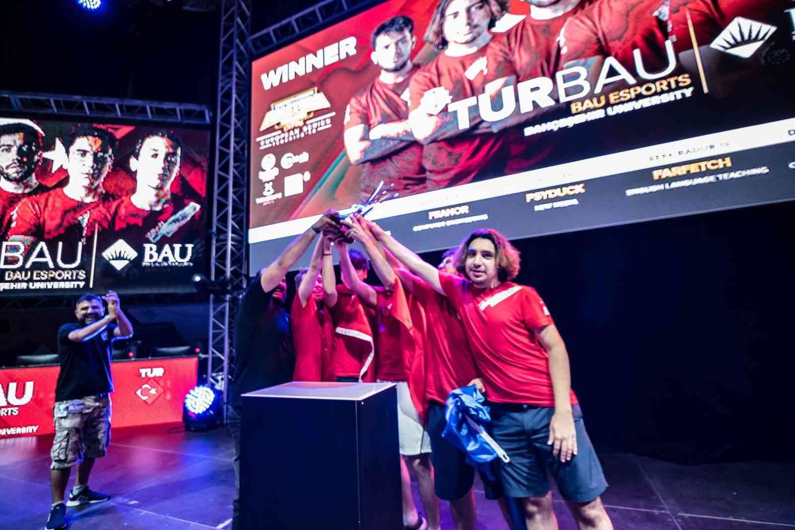 Avrupa espor şampiyonası University Esports Masters (UEM) 2022, 16 ülkeden 24 üniversite takımının katılımıyla başlıyor. Türkiye şampiyonu olan ...