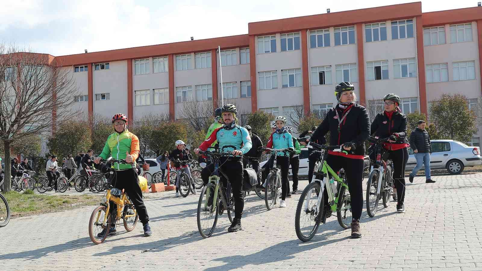 Trakya Üniversitesi Keşan Yusuf Çapraz Uygulamalı Bilimler Yüksekokulu’nda karbon emisyonunu azaltmak için “Sağlık İçin Hareket, Hareket İçin ...