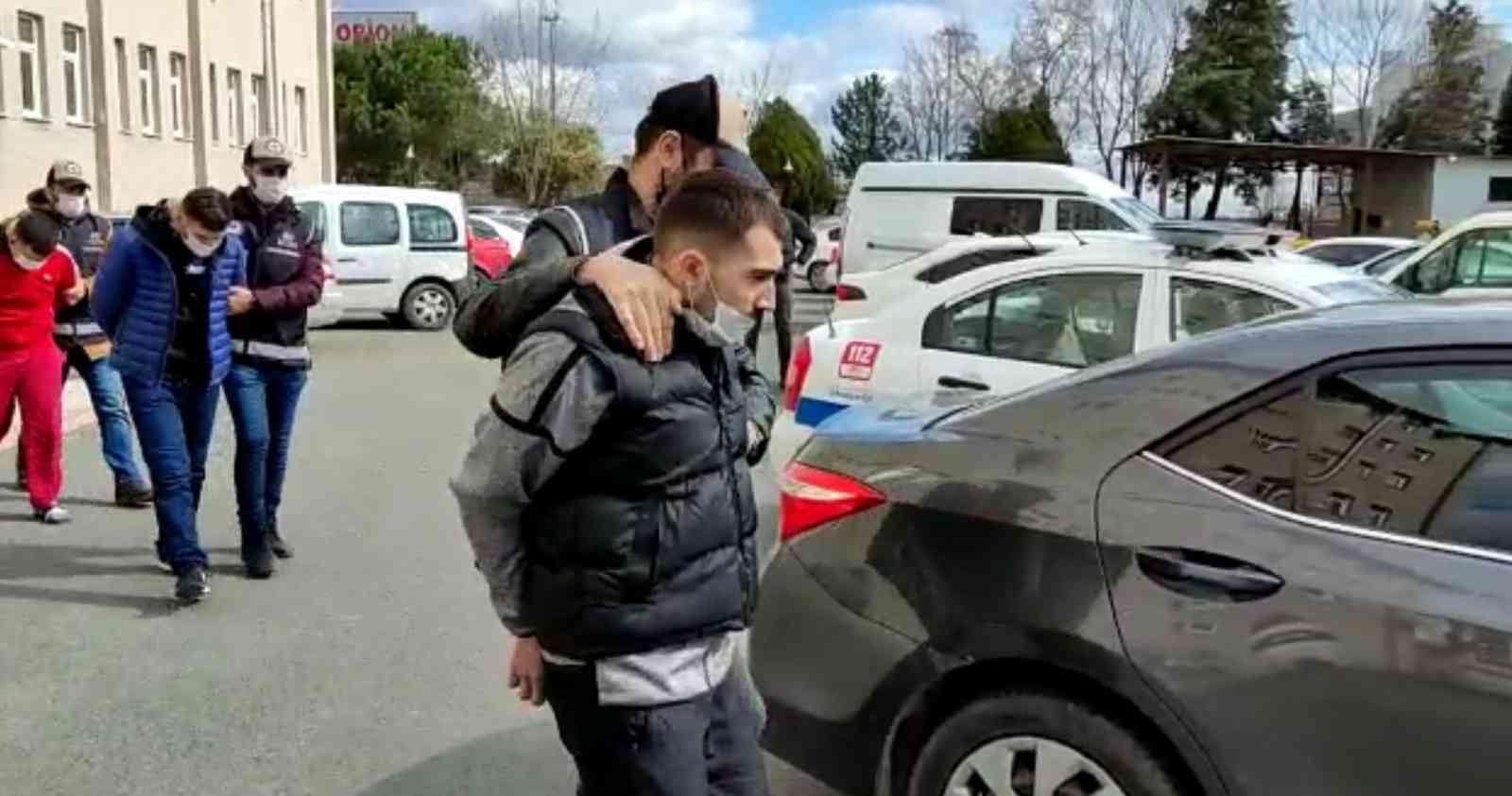 Tekirdağ’ın Çorlu ve Süleymanpaşa ilçelerinde 4 farklı iş yerinde yaşanan sahte para ile alışveriş yapılması olayının ardından harekete geçen ...