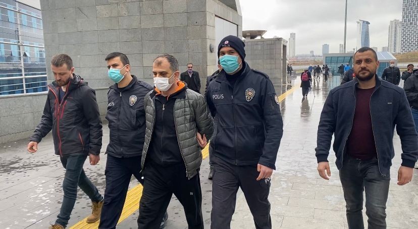 Kartal Anadolu Adliyesi’nde görev yapan Cumhuriyet Savcısını makam odasında darp eden ve adli kontrol şartıyla serbest bırakılmasına yapılan ...