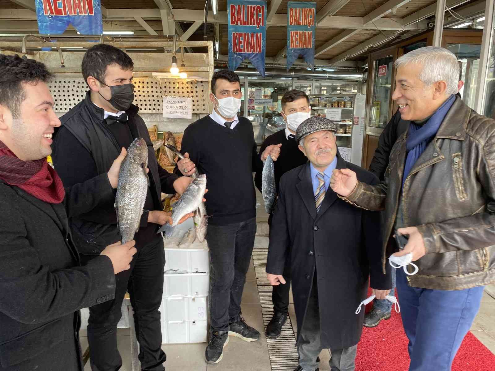 Beylikdüzü’nde bulunan Türkiye Deniz Canlıları Müzesi’ni ziyaret eden AK Parti Kars Milletvekili ve TBMM Tarım ve Köy İşleri Komisyonu Başkanı ...