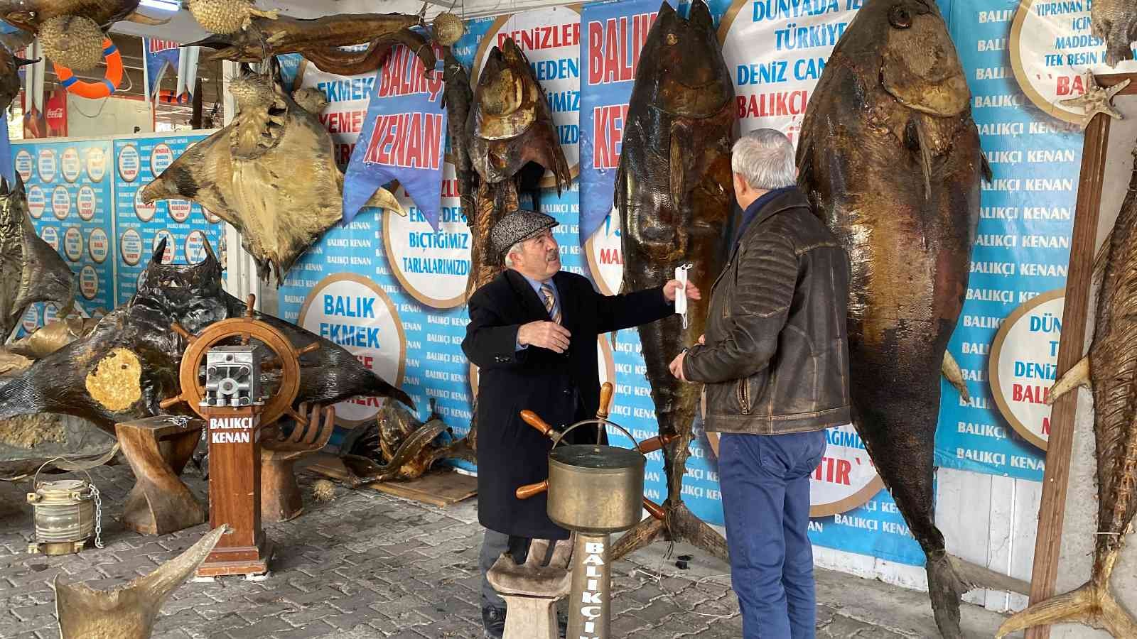 Beylikdüzü’nde bulunan Türkiye Deniz Canlıları Müzesi’ni ziyaret eden AK Parti Kars Milletvekili ve TBMM Tarım ve Köy İşleri Komisyonu Başkanı ...