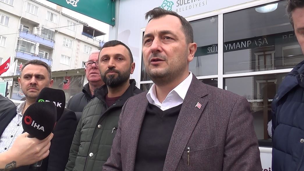 Tekirdağ’da Süleymanpaşa Belediyesi’nin destekleriyle 26 fırın Tekirdağ Fırıncılar Derneği adı altında birleşti. Yarından itibaren ihtiyaç sahibi ...