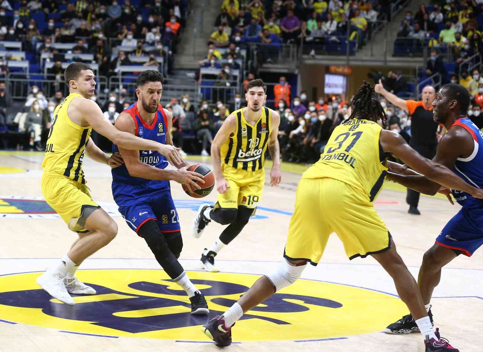 THY Euroleague’in 28. haftasında Türk derbisine sahne olacak karşılaşmada Anadolu Efes, Fenerbahçe Beko’yu ağırlayacak. THY Euroleague’in 28 ...