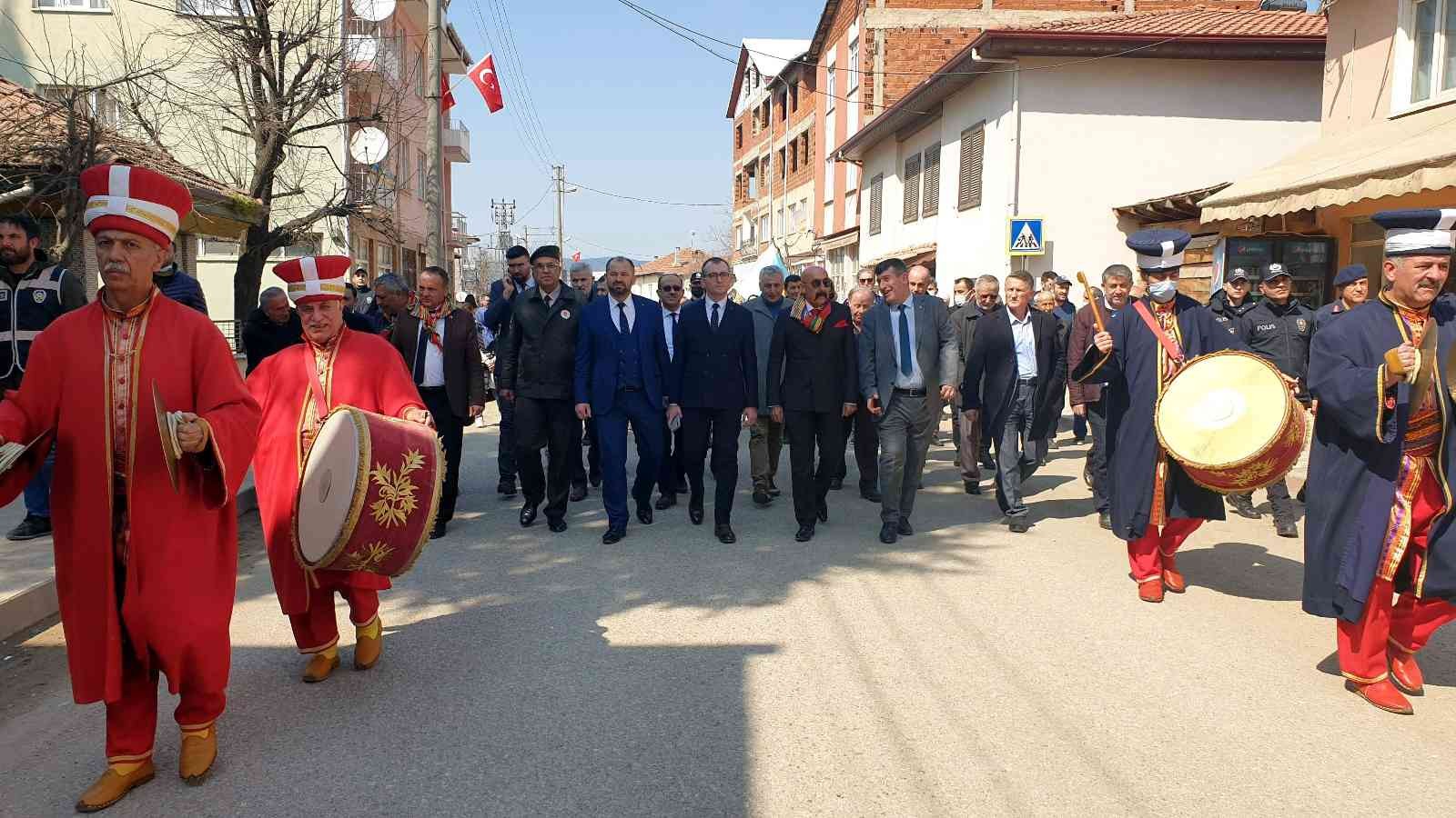 Türk Dünyası’nın Kültür Başkenti ilan edilen Bursa’da nevruz coşkusu yaşanıyor. Orhaneli ilçesinde düzenlenen nevruz programına yoğun ilgi ...