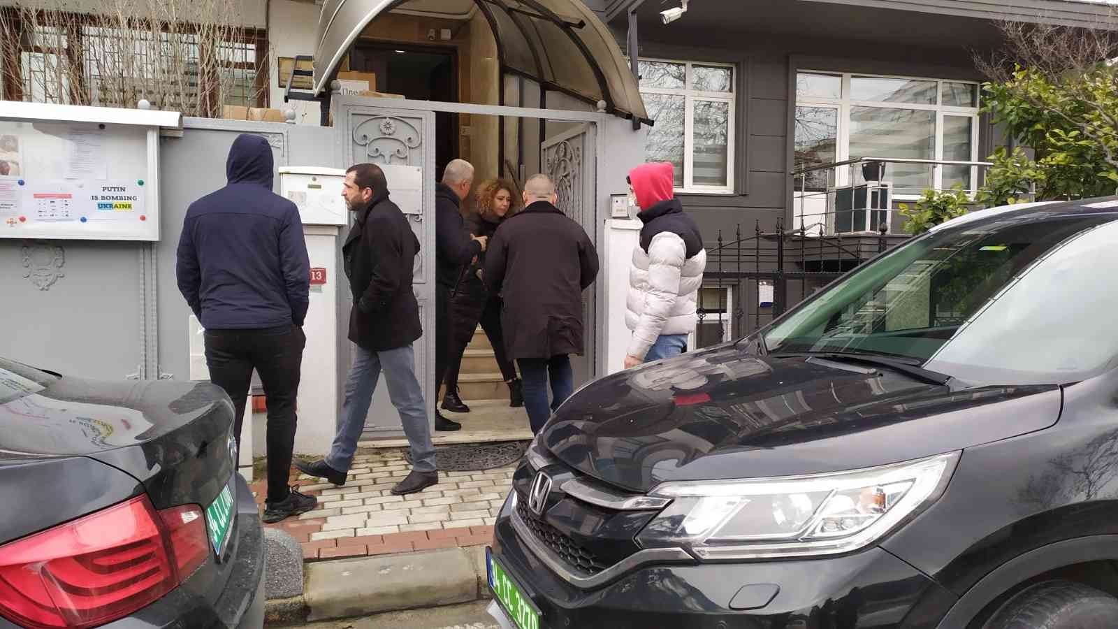 Rusya’nın Ukrayna’ya başlattığı saldırılar nedeniyle zor günler geçiren Ukraynalılara destek amaçlı İstanbul Başkonsolosluğu’na yardım ...