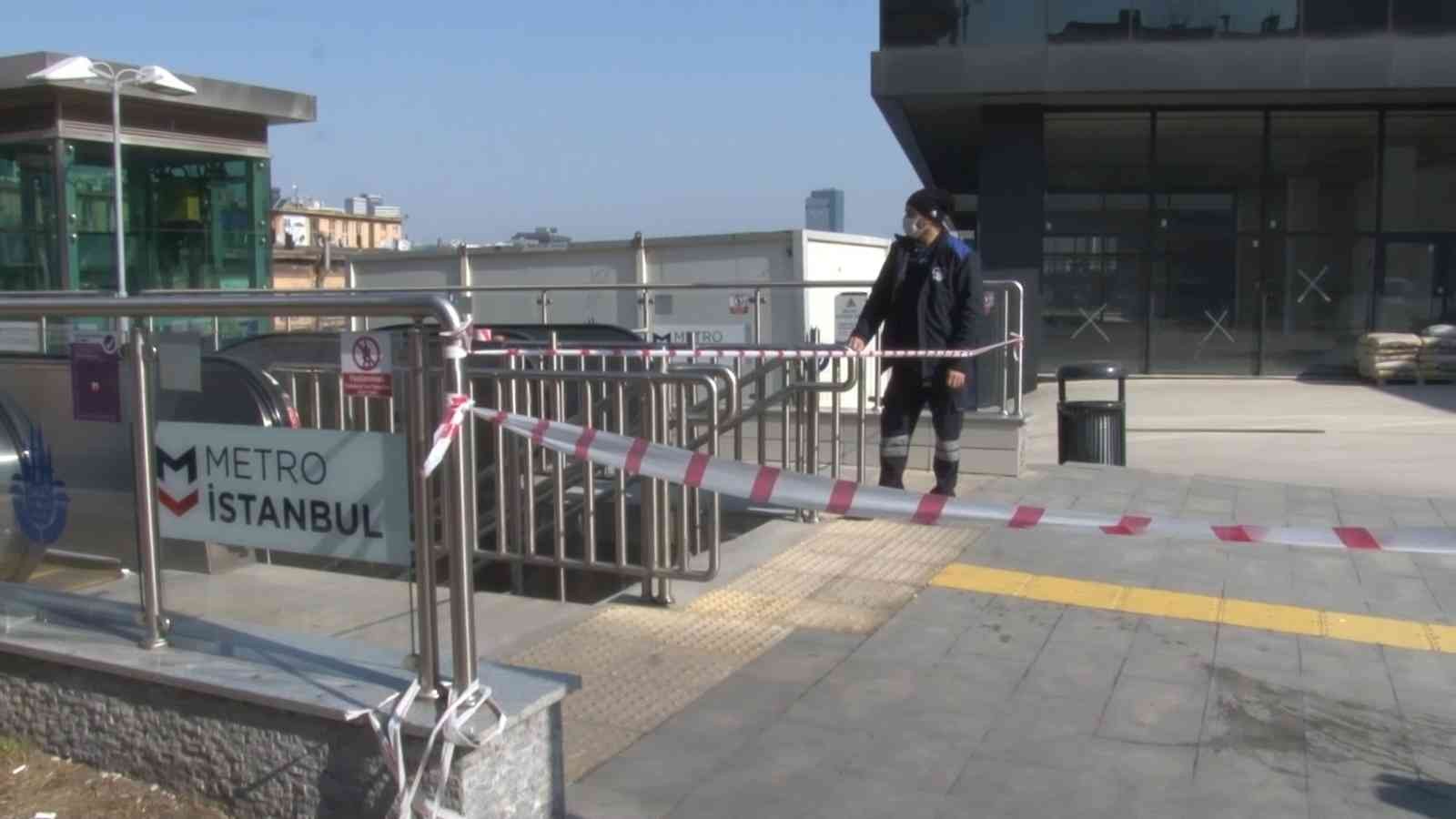 Ümraniye Çakmak metro istasyonundaki elektrik panolarında yangın çıktı. Tren seferlerinin durdurulduğu metro durağı, yolcu girişine kapatıldı ...