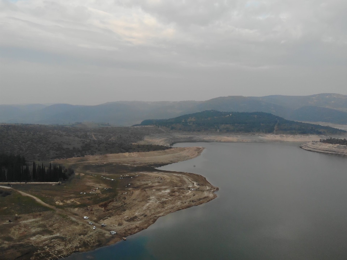 Şubat ve Mart ayında etkili olan kar yağışları sonrası Balıkesir’e su sağlayan barajların birçoğu yüzde 100 doluluğa yaklaştı. Balıkesir ...