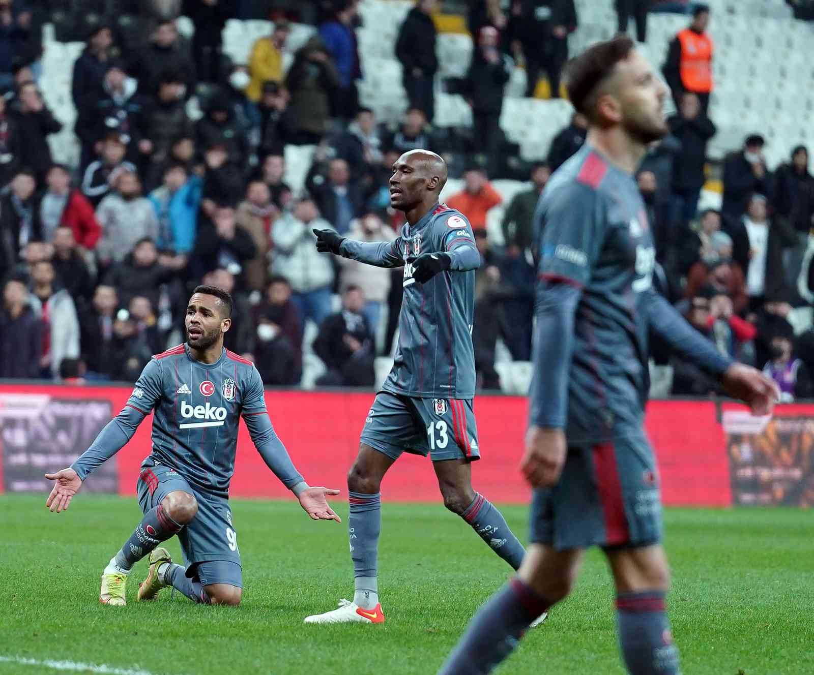 Ziraat Türkiye Kupası Çeyrek Final maçında Beşiktaş sahasında karşılaştığı Kayserispor’a 2-1 mağlup oldu ve elendi. Kayserispor yarı finalde ...