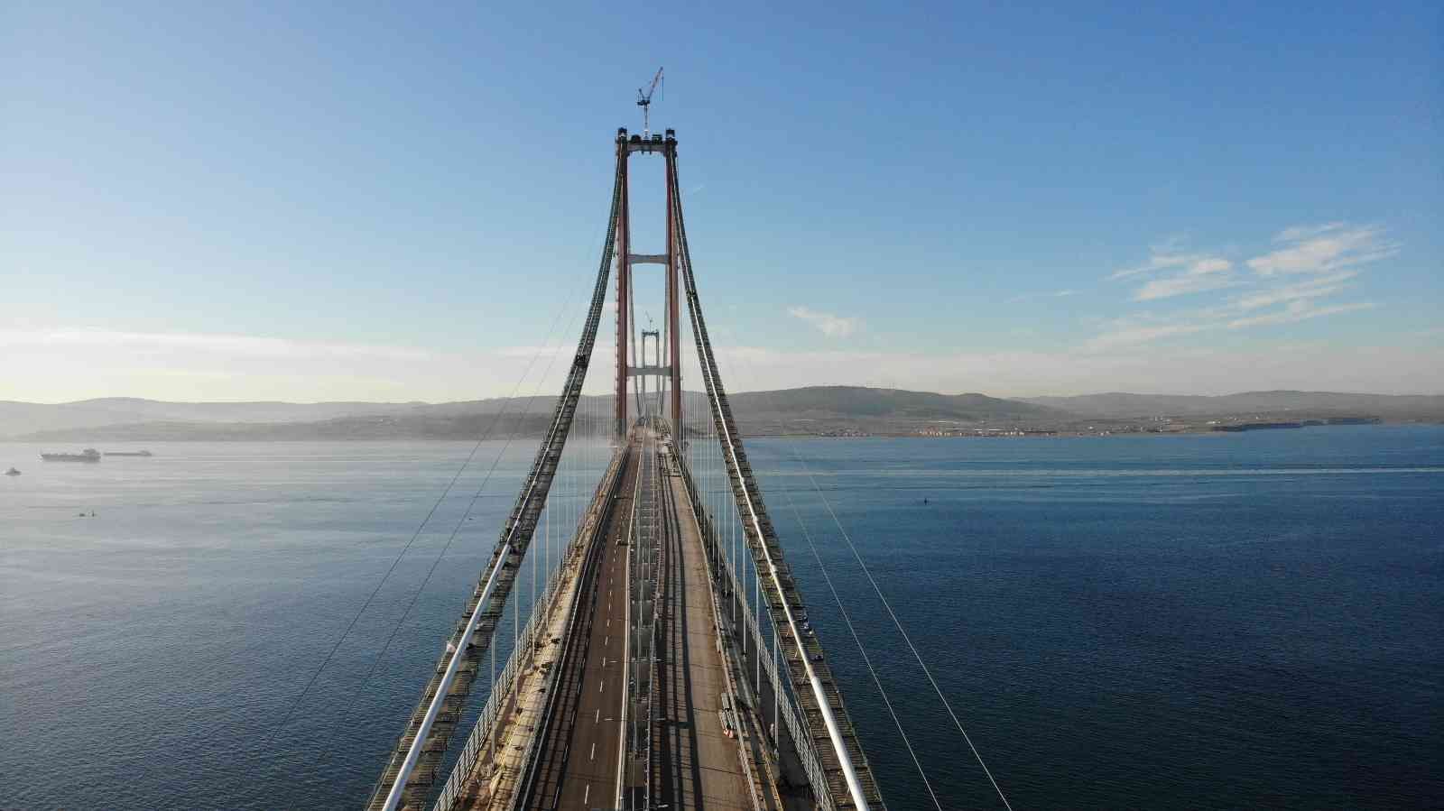 Dünyanın en uzun orta açıklığına sahip 1915 Çanakkale Köprüsü ve bağlantı otoyolları tatilciler ve turistler tarafından tercih ediliyor. Yaklaşan ...