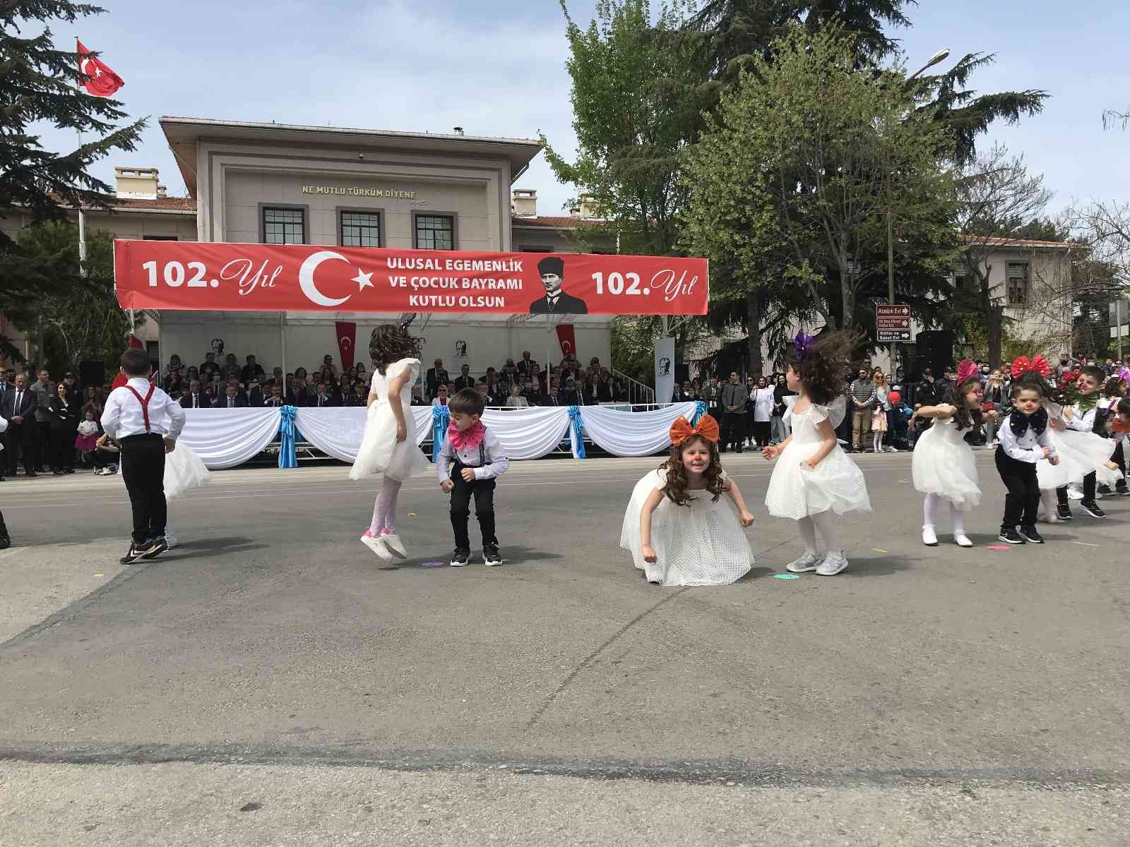 23 Nisan Ulusal Egemenlik ve Çocuk Bayramı’nın 102. Yıl törenlerle Kırklareli’nde coşkuyla kutlandı. Kırklareli’nde 23 Nisan Ulusal Egemenlik ve ...