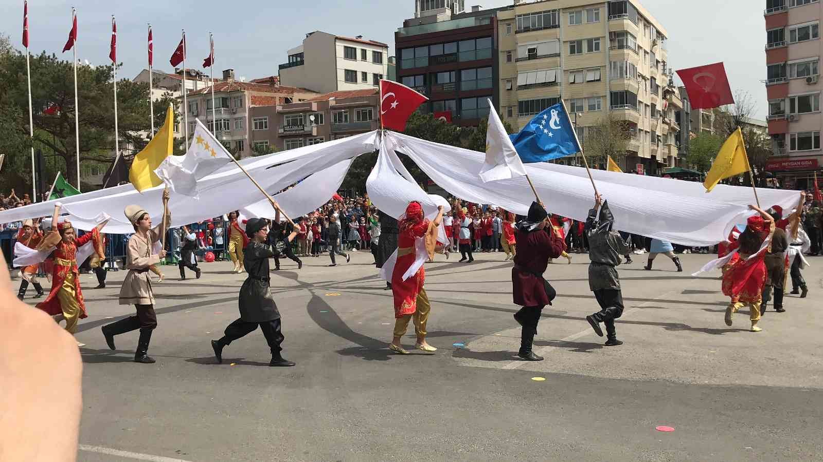 23 Nisan Ulusal Egemenlik ve Çocuk Bayramı’nın 102. Yıl törenlerle Kırklareli’nde coşkuyla kutlandı. Kırklareli’nde 23 Nisan Ulusal Egemenlik ve ...