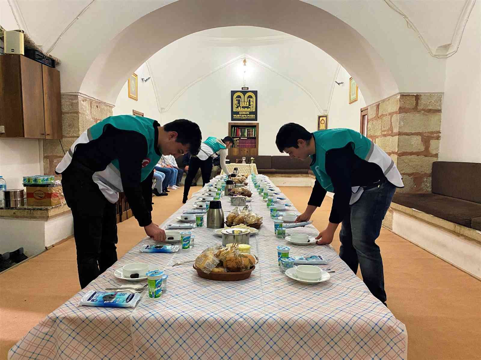 Kocaeli’nin Gebze ilçesinde 1523 yılında yaptırılan, Anadolu’ya geçmek isteyen kervan ve hacıların dinlenmek için kullandığı Çoban Mustafa Paşa ...