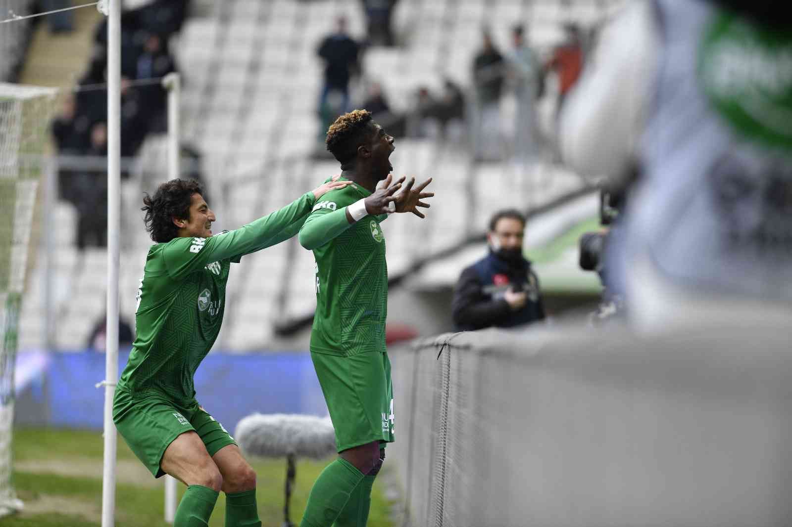 Ankara Keçiörengücü yenilgisi sonrası 28 puanda kalan Bursaspor, son 8 maçının 5’inin evinde oynayacak. Yeşil-beyazlı takım iç saha avantajını ...