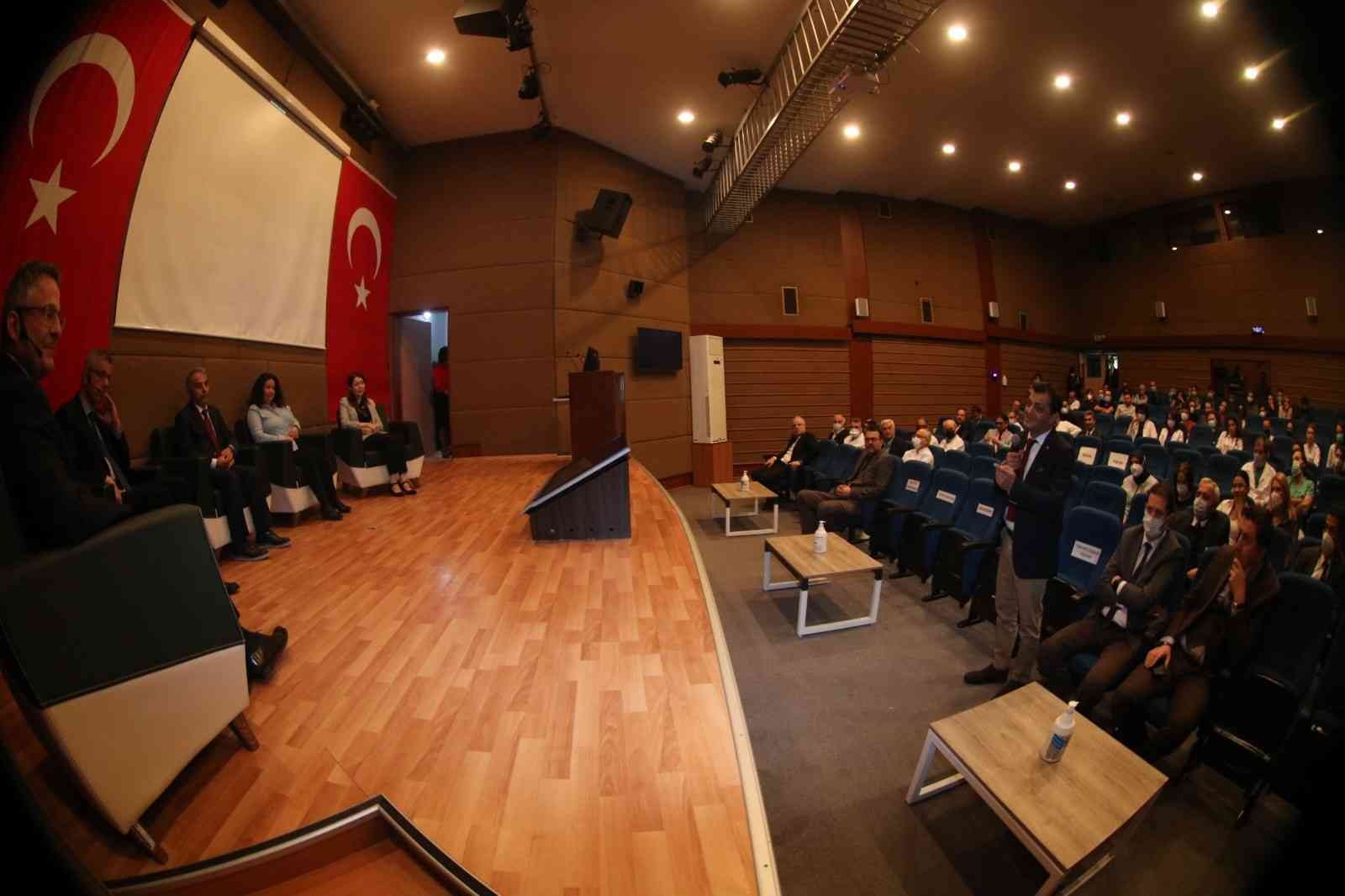 Sağlık Bilimleri Üniversitesi Koşuyolu Yüksek İhtisas Eğitim ve Araştırma Hastanesi, 11-17 Nisan Kalp Sağlığı Haftasında “Covid-19 Pandemisi ve ...