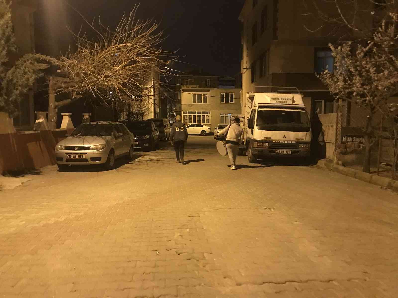 Rahmet ve mağfiret ayı olarak bilinen Ramazan-ı Şerif’in ilk sahuruna bu gece kalkıldı. Ramazan Ayı ile özdeşleşen davulcularda maniler ile ...