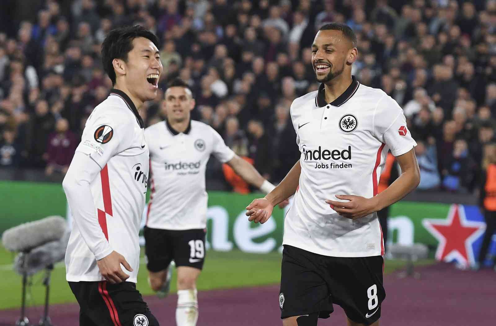 UEFA Avrupa Ligi Yarı Final ilk maçında Alman ekibi Eintracht Frankfurt, deplasmanda İngiliz temsilcisi West Ham United’ı 2-1 mağlup ederek ...