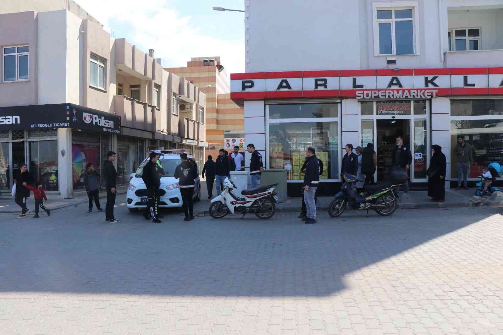 Edirne’nin Keşan ilçesinde polis ekipleri ’Huzur ve Güven’ uygulaması yaptı. Çalışmalarda aranması olan 4 şahıs yakalanırken, toplamda 9 bin 747 ...