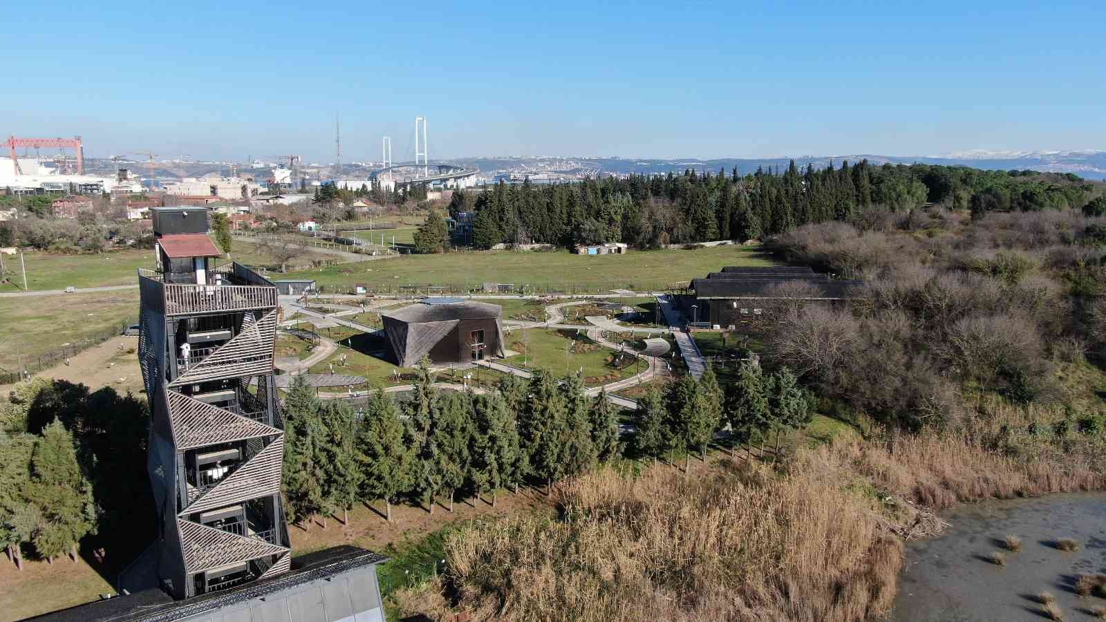 Yıl boyunca binlerce kuşun konaklamak için kullandığı için “Kuş Oteli” olarak da adlandırılan Hersek Lagünü, turistlerin ilgisini çekmeye devam ...