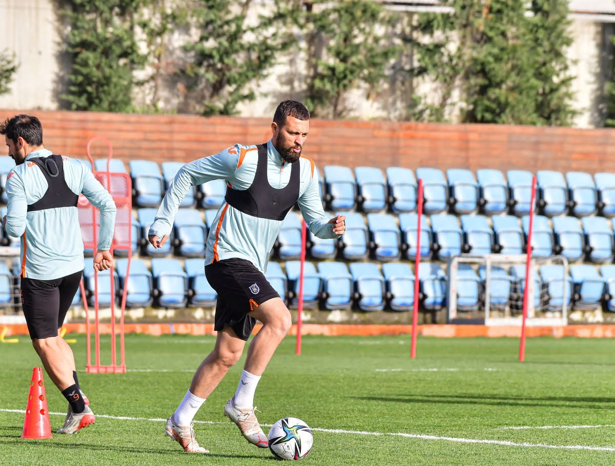 Medipol Başakşehir, Süper Lig’in 31. haftasında Yeni Malatyaspor ile yapacağı maçın hazırlıklarını bugün yaptığı antrenmanla sürdürdü. Spor Toto ...