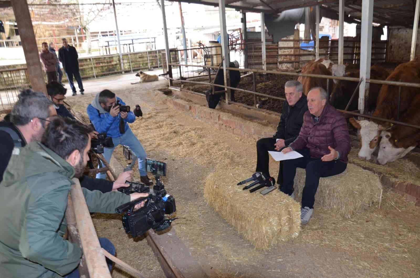 Memleket Partisi Genel Başkanı Muharrem İnce, bir ahırda düzenlediği basın toplantısıyla partisinin tarım politikalarını açıkladı. İnce ...