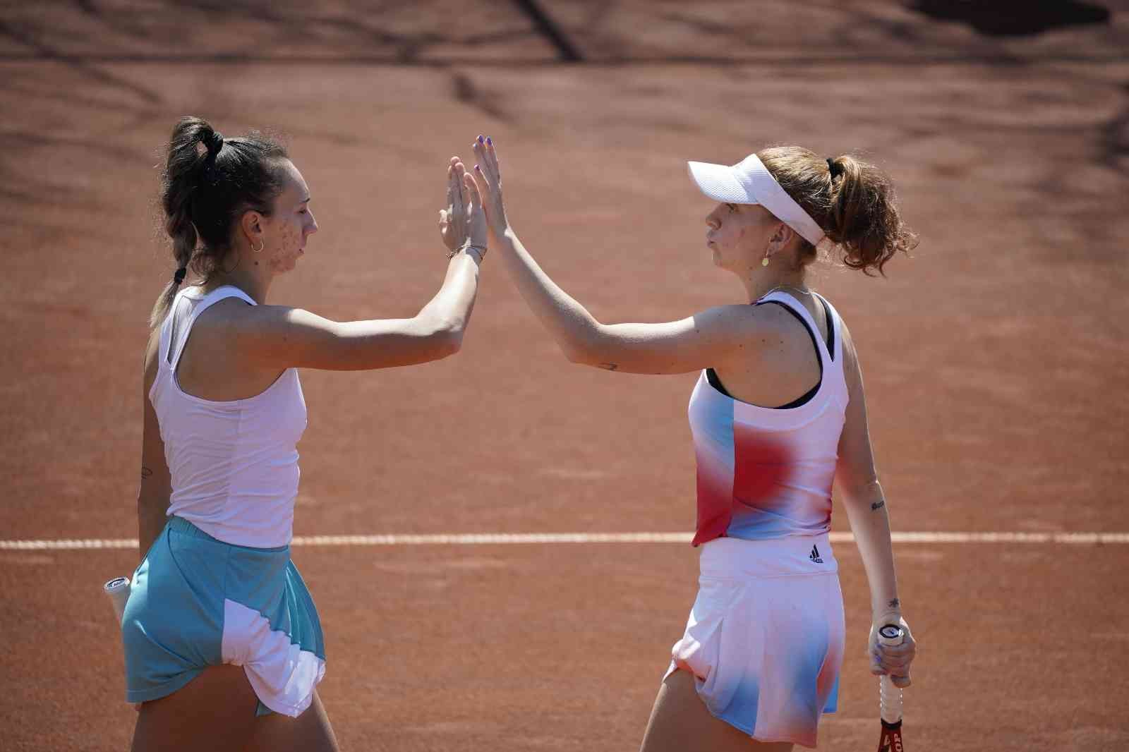 TTF İstanbul Tenis Merkezi’nde düzenlenen TEB BNP Paribas Tennis Championship İstanbul turnuvasında ilk tur maçları tamamlandı. Milli tenisçiler ...