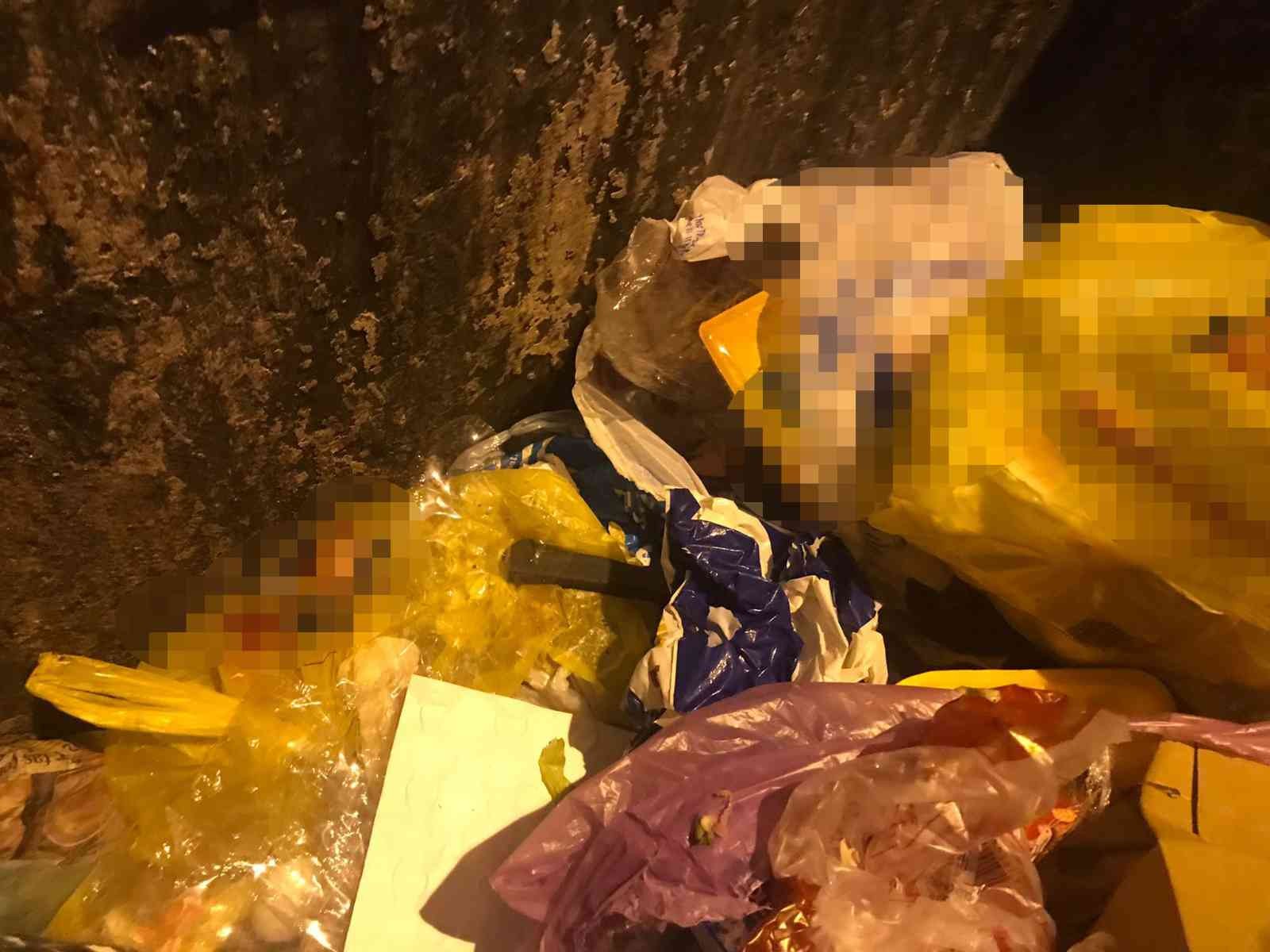 Şişli’de yabancı uyruklu olduğu belirtilen bir şahıs, bıçakla saldırdığı yabancı uyruklu bir diğer kişinin parasını ve cep telefonunu gasp etmeye ...