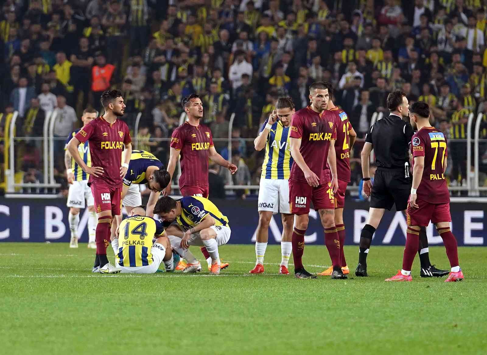 Spor Toto Süper Lig’in 33. haftasında Fenerbahçe sahasında Göztepe ile karşılaşıyor. Mücadelenin ilk yarısı sarı-lacivertlilerin 1-0’lık ...