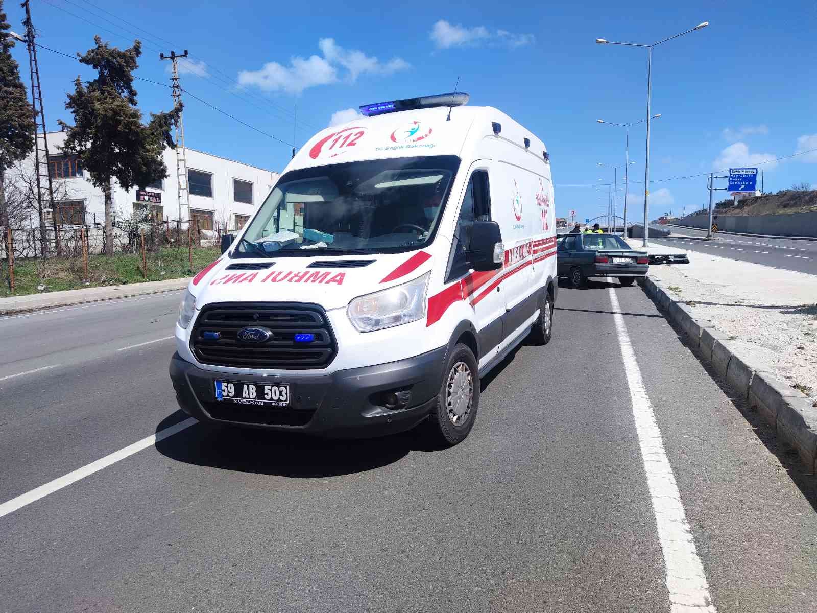 Tekirdağ’ın Malkara ilçesinde meydana gelen trafik kazasında sürücü yaralandı. Yaralanan sürücü hastanede tedavi altına alındı. Kaza, Malkara ...