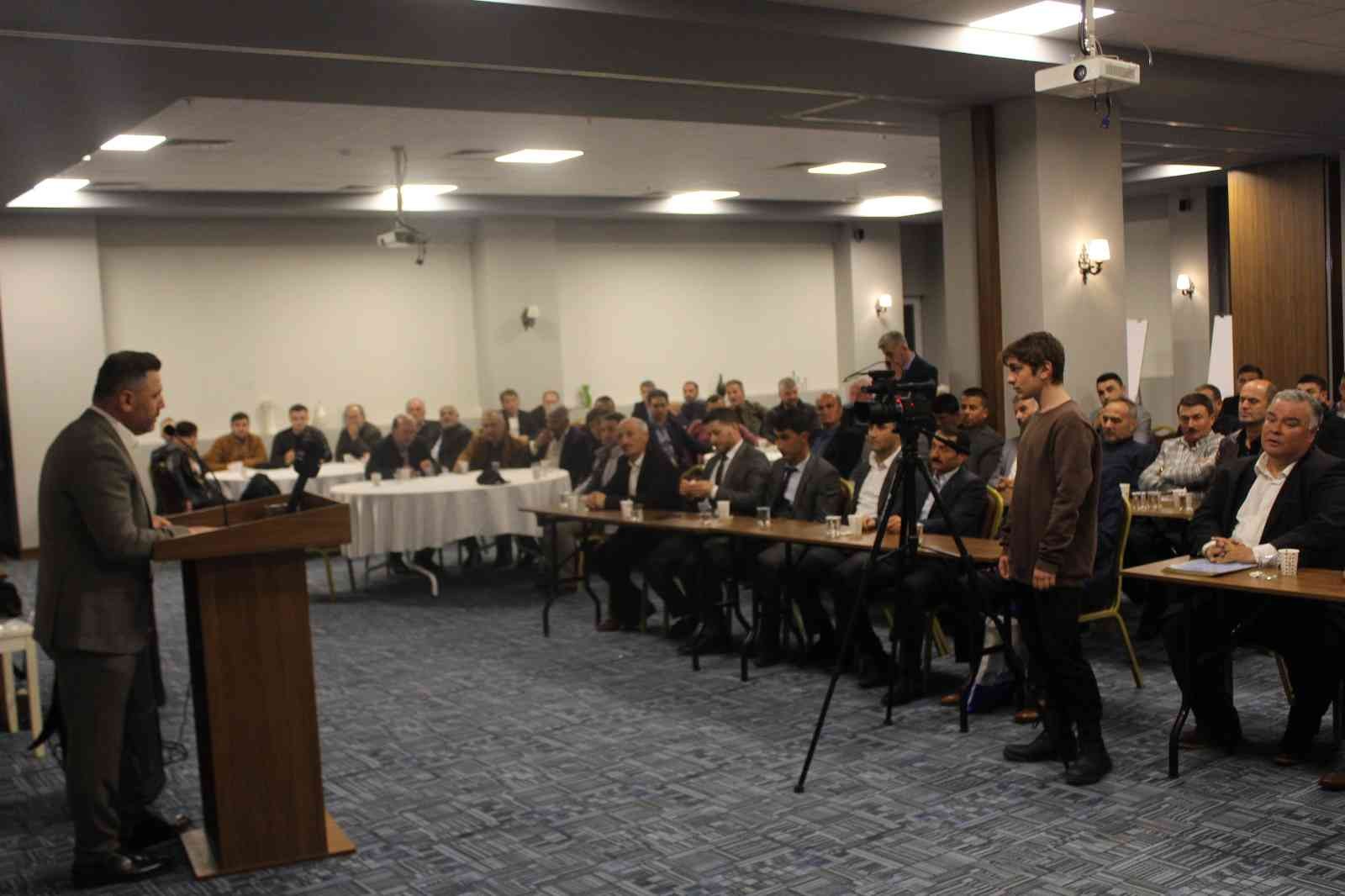 Tekirdağ’da faaliyet gösteren Samsunlu hemşehri derneklerinin yöneticileri, iftar yemeğinde bir araya geldi. İftar programı ile Samsunlu ...