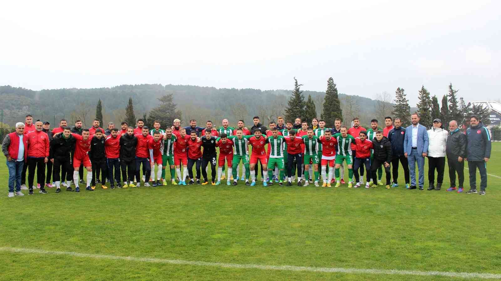 Türkiye İşitme Engelliler Spor Federasyonu (TİESF) bünyesinde faaliyet gösteren İşitme Engelliler Milli Futbol Takımı, 1-15 Mayıs’ta Brezilya’da ...