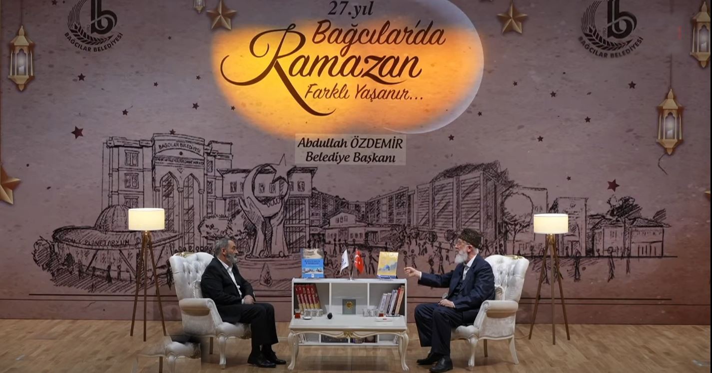 Yazar Şemseddin Bektaşoğlu, Bağcılar Belediyesi Ramazan ayı etkinliklerinde Bağcılarlı vatandaşlarla bir araya geldi. Öğrenmenin yaşı olmadığına ...