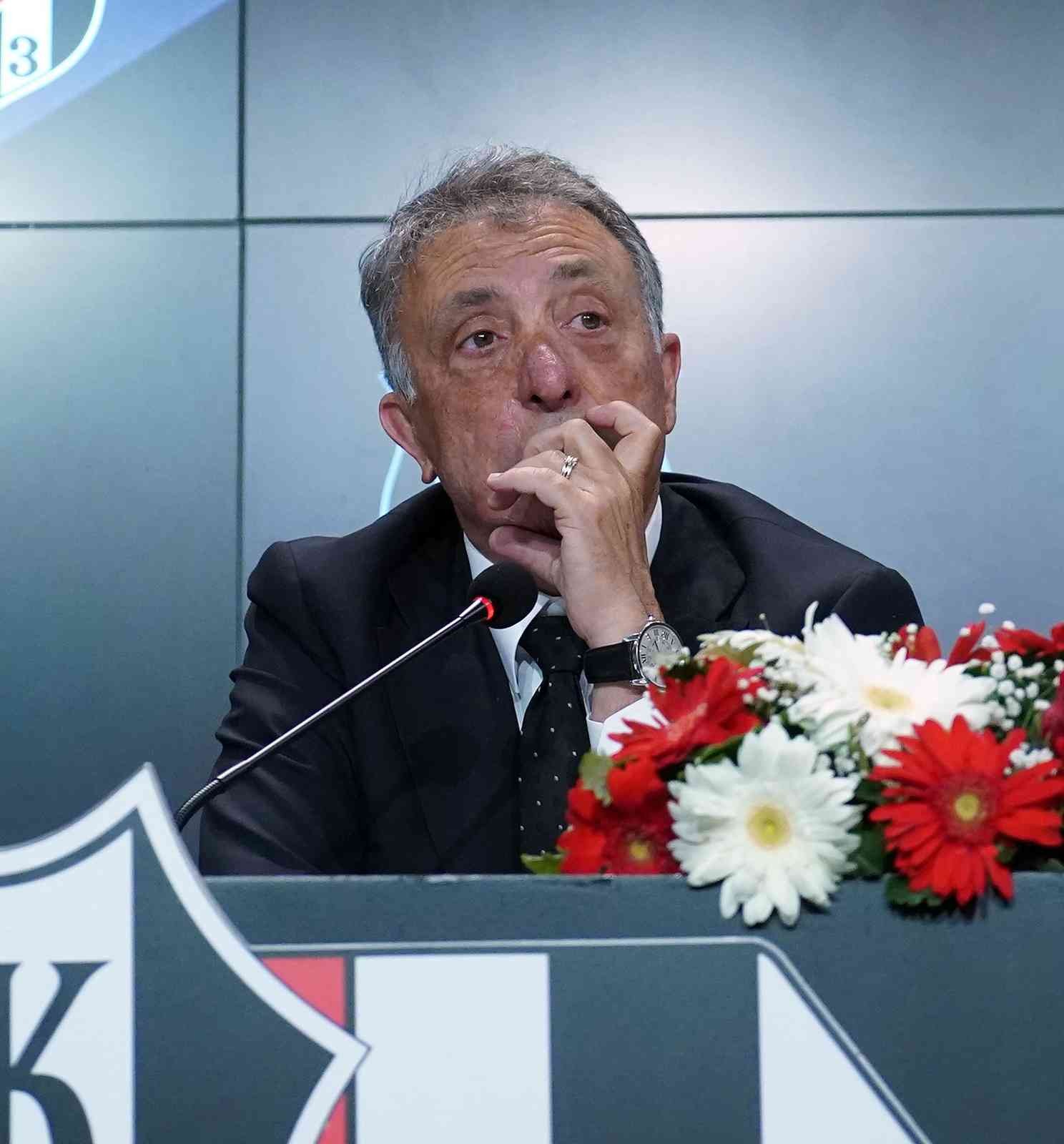 Beşiktaş Kulübü Başkanı Ahmet Nur Çebi, gündeme ilişkin açıklamalarda bulundu ve soruları yanıtladı. Görevde oldukları süre içinde başarılı işler ...