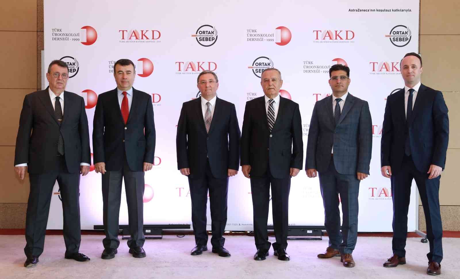 Türk Üroonkoloji Derneği ve Türk Akciğer Kanseri Derneği tütün kullanımının eş zamanlı mesane ve akciğer kanseri oluşumundaki etkisi ile ilgili ...