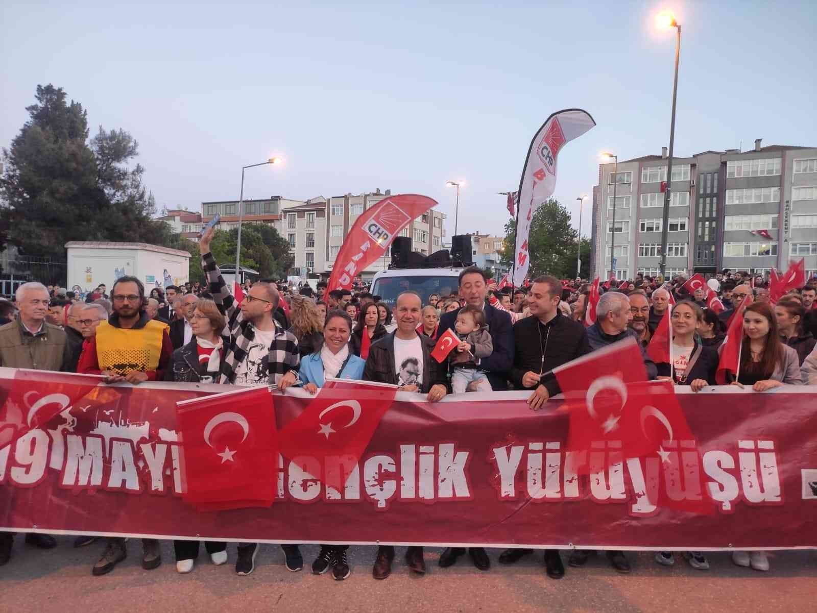 Balıkesir’in Bandırma İlçesinde Belediye Başkanlığı tarafından, 19 Mayıs Atatürk’ü Anma, Gençlik ve Spor Bayramı etkinlikleri kapsamında Fener ...