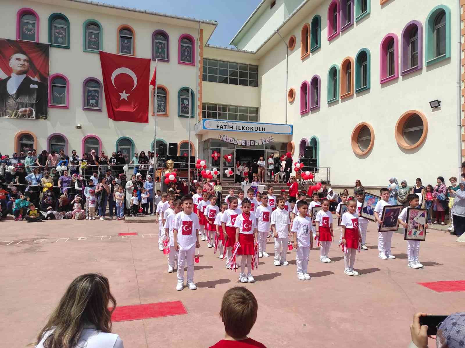 Biga Fatih İlkokulu 2021 yılında e-Twinning faaliyeti olarak yapılan başarılı çalışmalardan dolayı Avrupa Kalite Etiketi aldı. Çanakkale’nin Biga ...