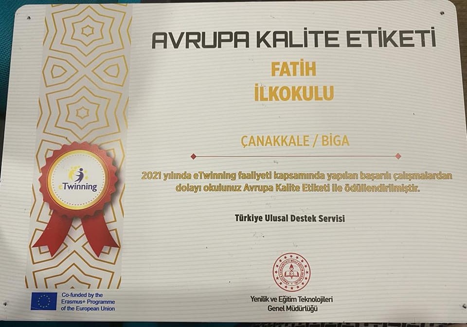 Biga Fatih İlkokulu 2021 yılında e-Twinning faaliyeti olarak yapılan başarılı çalışmalardan dolayı Avrupa Kalite Etiketi aldı. Çanakkale’nin Biga ...