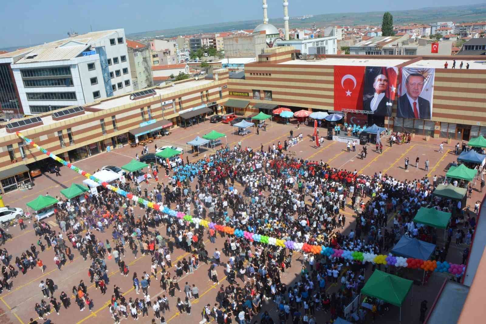 Edirne’nin Keşan ilçesinde Keşan’da bilimi tüm öğrencilere sevdirmek, okul dışı öğrenme ortamında bilimsel bilgi hakkında temel kavramlara ...