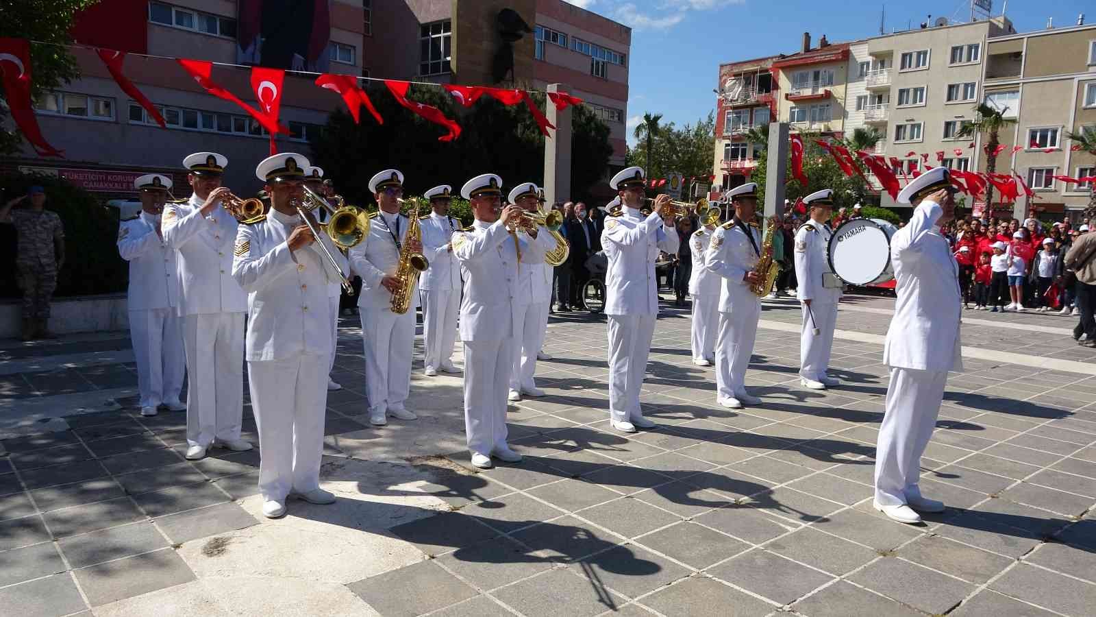 19 Mayıs Atatürk’ü Anma, Gençlik ve Spor Bayramı Çanakkale’de törenle kutlandı. 19 Mayıs Atatürk’ü Anma, Gençlik ve Spor Bayramı töreni ...