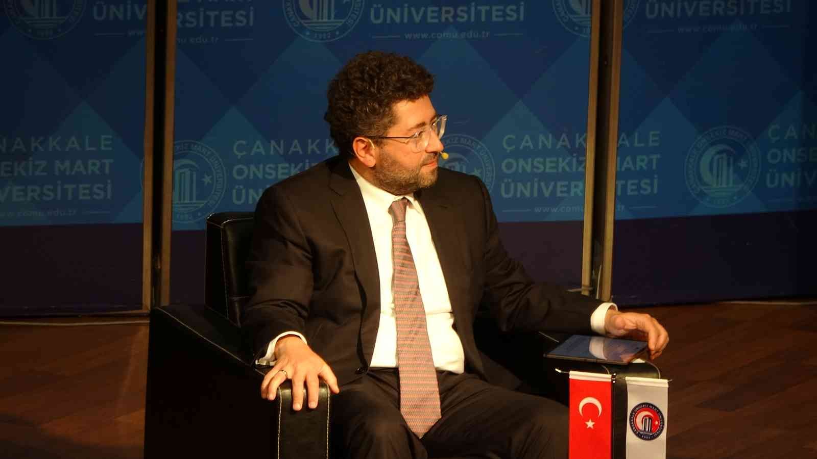 Enerjisa Üretim sponsorluğunda, Çanakkale Onsekiz Mart Üniversitesi’nde (ÇOMÜ) düzenlenen ‘Rüzgar Günü’ etkinliği renkli görüntülere sahne oldu ...