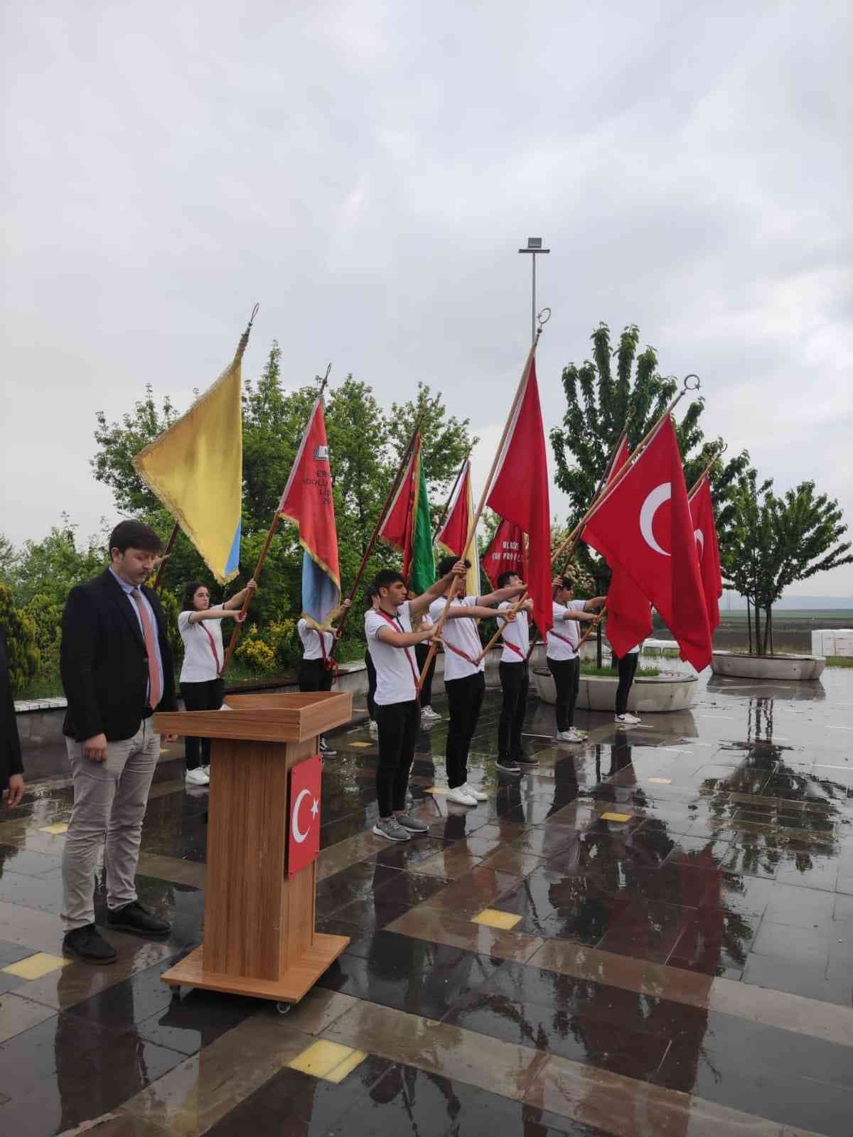 15-21 Mayıs tarihleri arasında kutlanan Gençlik Haftası etkinlikleri çerçevesinde Tekirdağ’ın Ergene ilçesinde açılış programı düzenlendi. Ergene ...