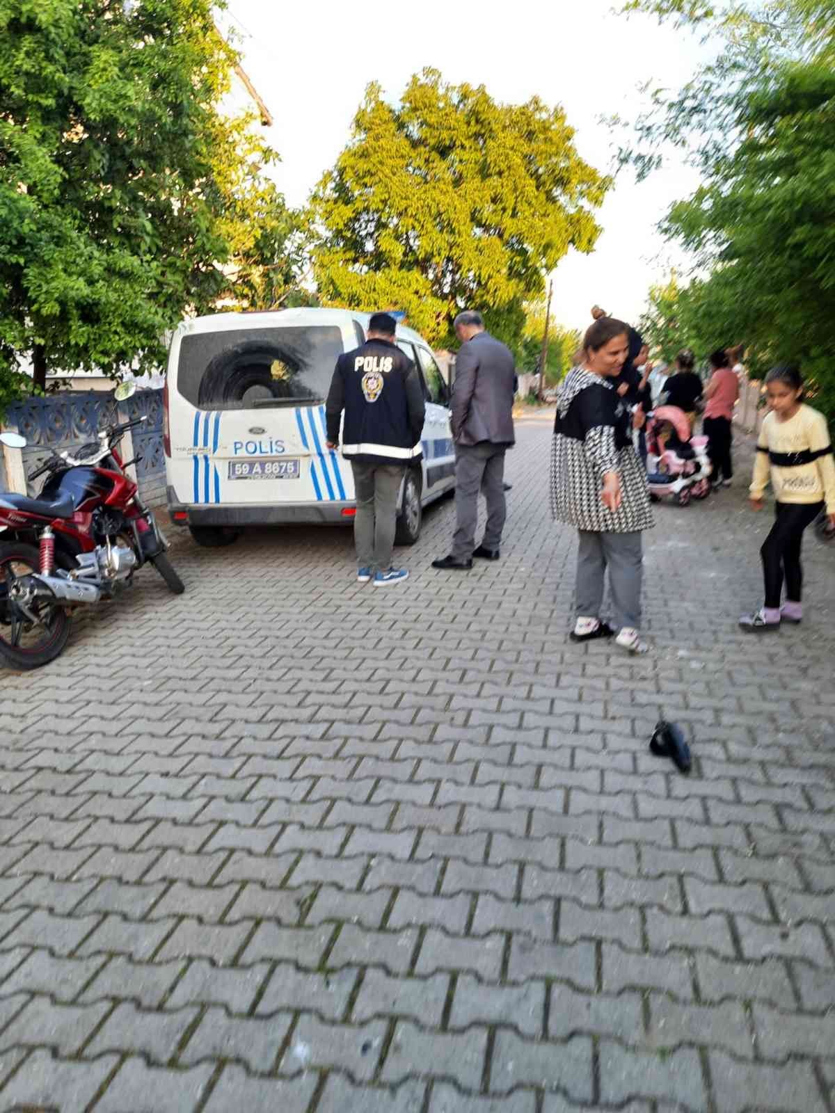 Tekirdağ’ın Muratlı ilçesinde gündüz vakti evden hırsızlık olayının yaşanması mahalle sakinlerini tedirgin etti. Olay, Turan Mahallesi 6. Sokak ...