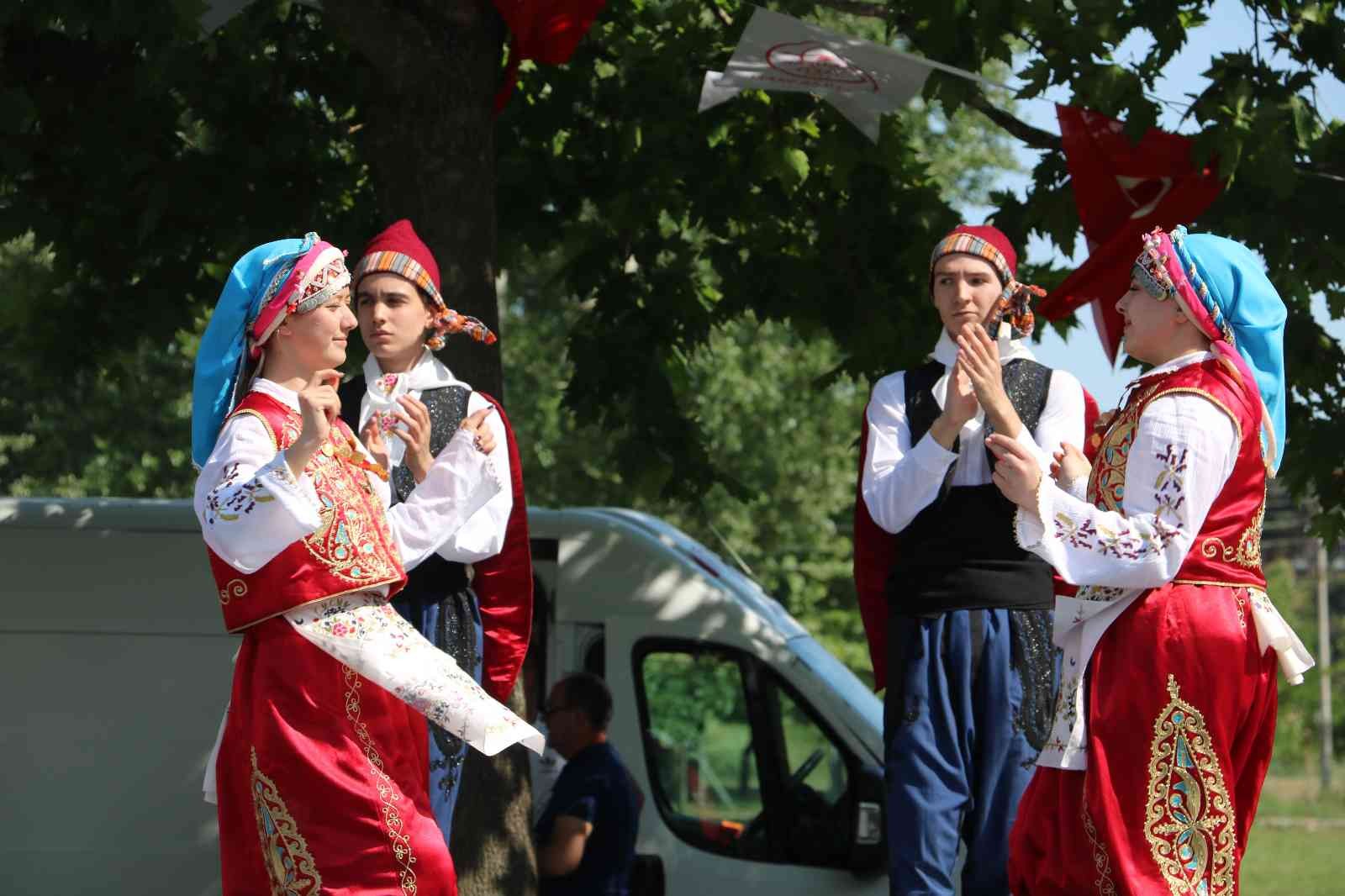 İstanbul’un fethinin yıl dönümünde her yıl geleneksel olarak gerçekleştirilen 10. Fetih Kupası’nın tanıtımı Edirne’de yapıldı. Okçular Vakfı ...