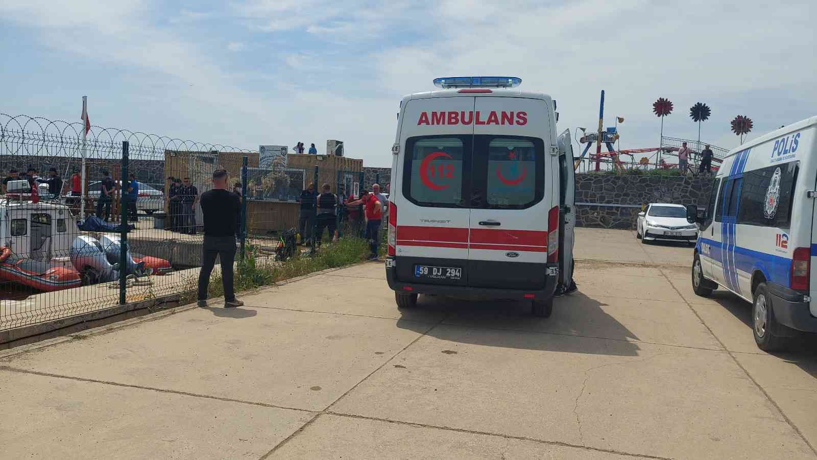 Tekirdağ’da iki gündür kayıp olarak aranan şahıs, yat limanında ölü bulundu. Olay, Tekirdağ’ın Süleymanpaşa ilçesinde bulunan yat limanında ...