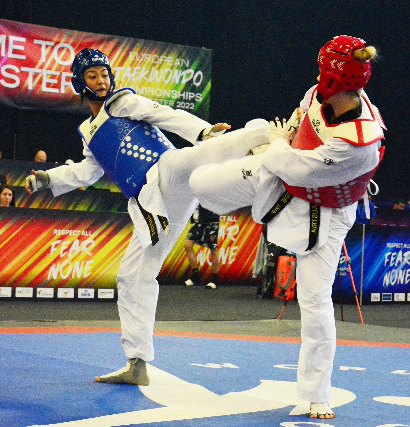 Avrupa Taekwondo ve Para Taekwondo Şampiyonası’nın ikinci gününde milli sporcular 1 gümüş ve 2 bronz madalya kazandı. İngiltere’nin Manchester ...