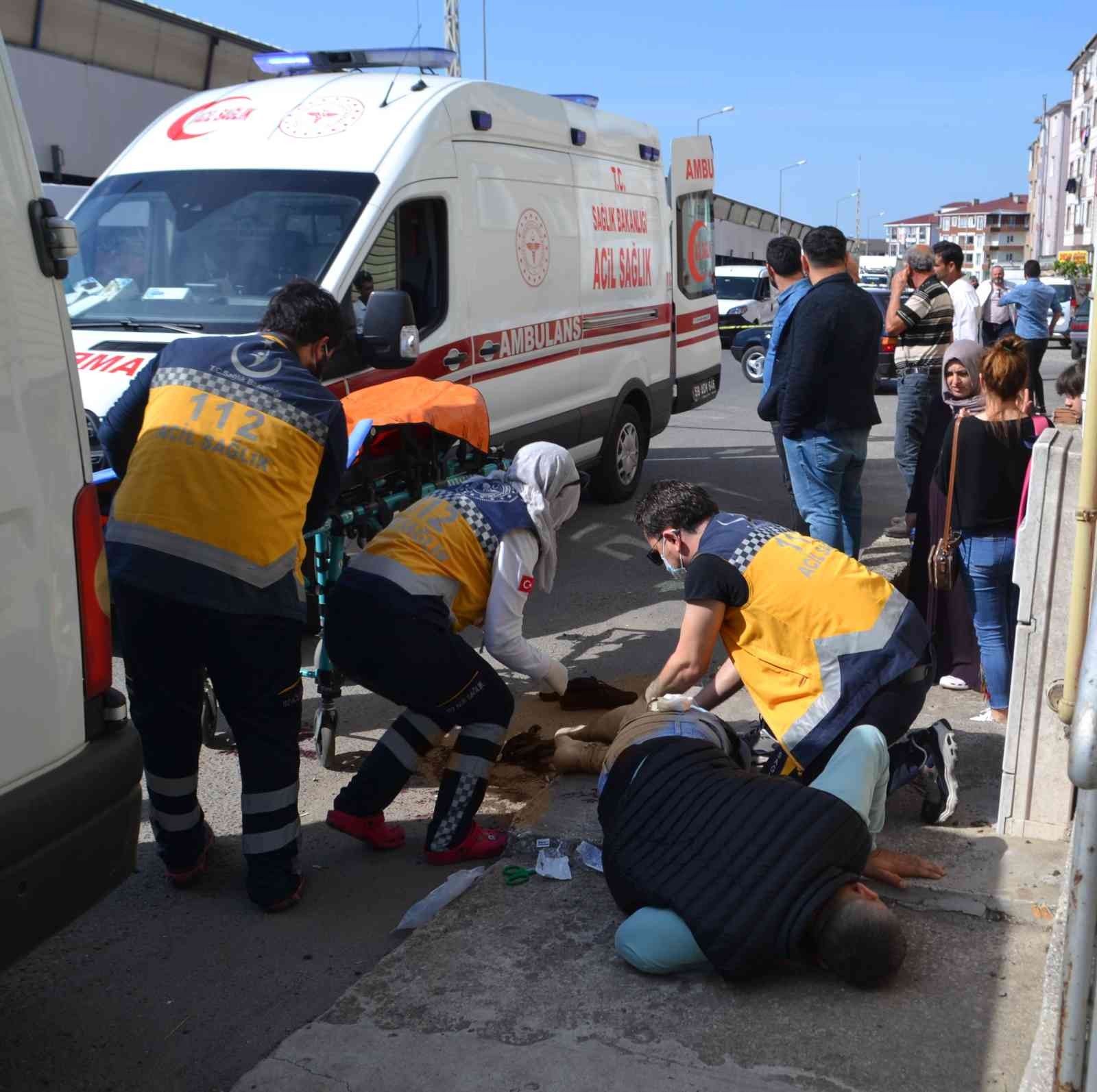 Tekirdağ Çorlu’da motosiklet üzerinden iki el açılan ateş sonucu yol kenarındaki yaya bacağından yaralandı. Olay, Cemaliye Mahallesi Perşembe ...