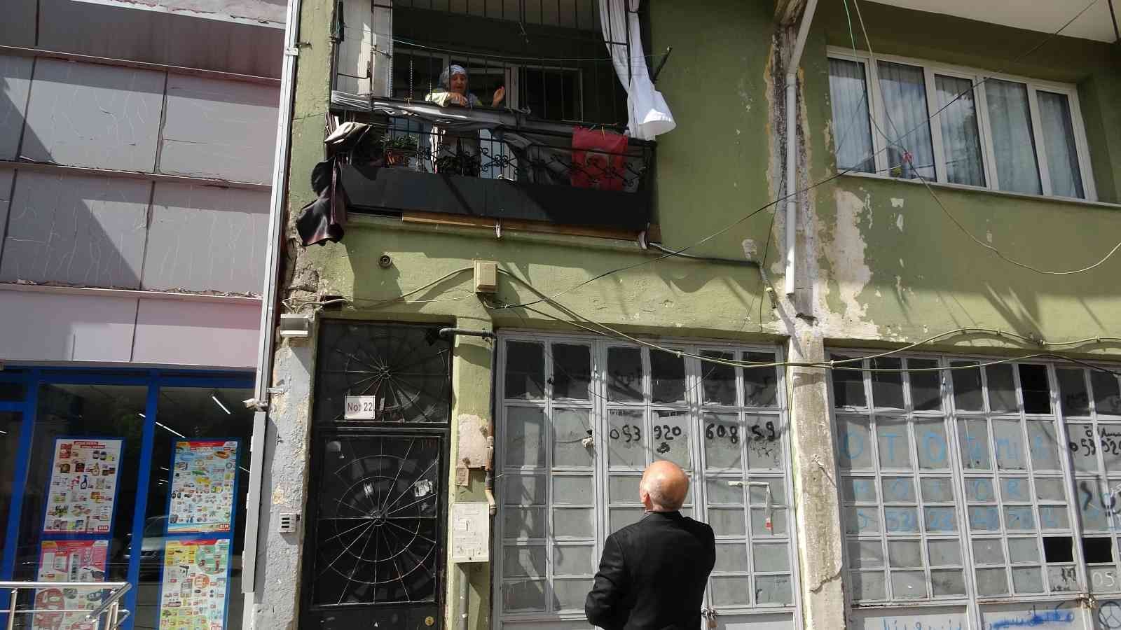 Bursa’da mahalle muhtarı vefat etti, mahallede seçim heyecanı başladı. Yıldırım ilçesi Arabayatağı Mahalle Muhtarı Süleyman Durak, yakalandığı ...