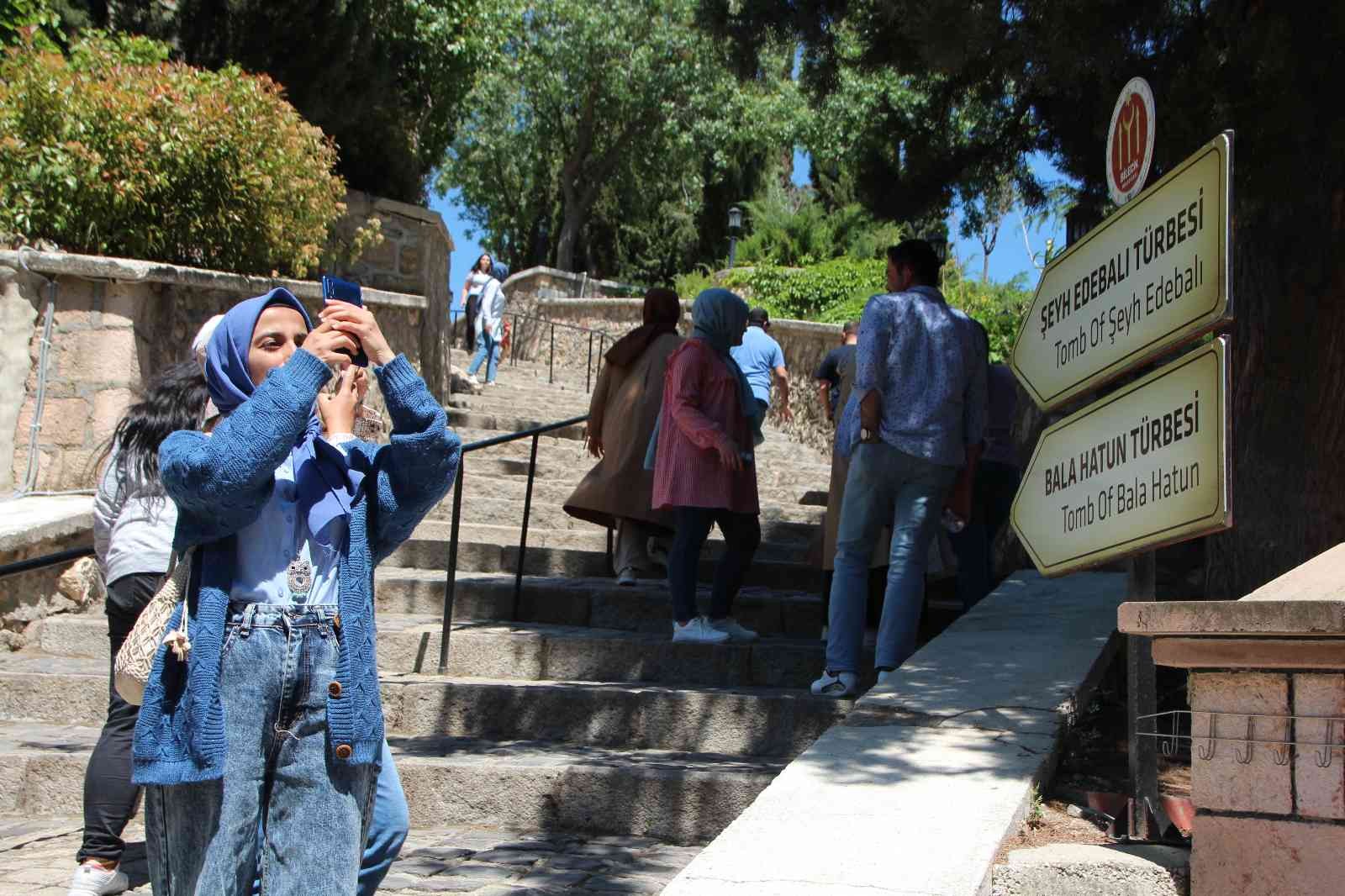 Gençlik ve Spor Bakanlığı Kredi ve Yurtlar Genel Müdürlüğü’nün yürüttüğü projede 81 il ve Kuzey Kıbrıs Türk Cumhuriyeti’nde (KKTC) okuyan ...