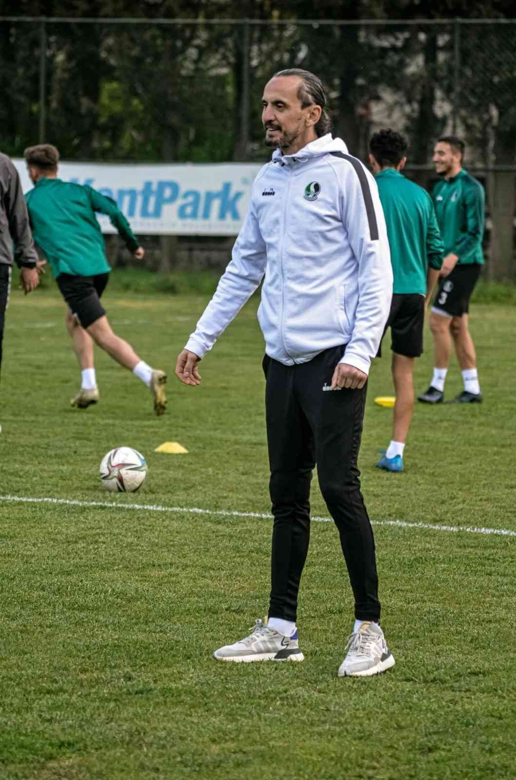 Sakaryaspor yönetimi, TFF 2. Lig’de son 5 maçta göreve getirilen ve kazanılan şampiyonlukta teknik direktör olarak görev alan Tuncay Şanlı ile ...