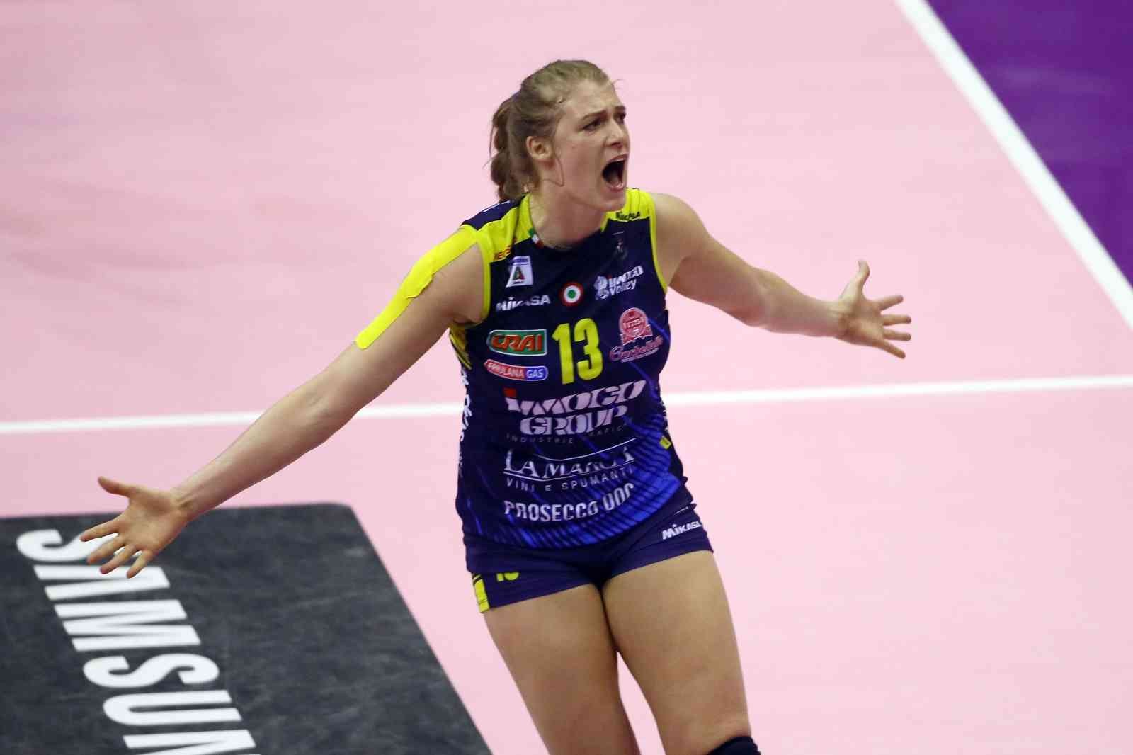 Eczacıbaşı Dynavit Voleybol Takımı, yeni sezonda Hırvat pasör çaprazı Samanta Fabris’i kadrosuna dahil etti. Eczacıbaşı Dynavit, yeni sezon ...